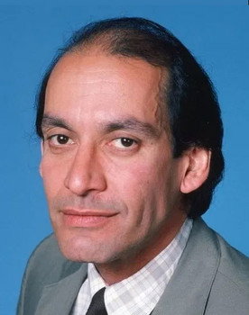 Gregory Sierra as Bonifacio