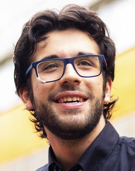 Eduardo Astun as Heleno