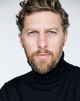 Massimo Nicolini as Gianmassimo Parisi