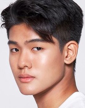 Siraphop Chutharot as Dong