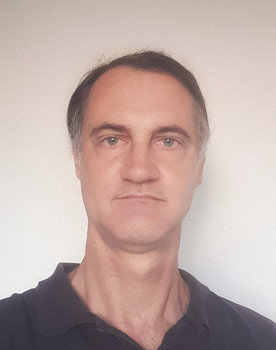 Emerson Cassanelli as Corretor 2