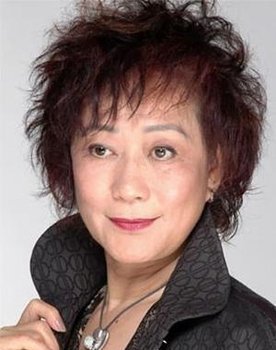 Bonnie Wong Man-Wai as Gloria and Rocky's Mother