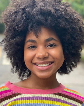 Rihanna Barbosa as Susana (voice)