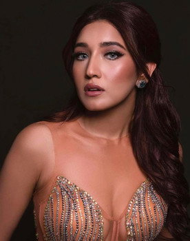 Aanchal Sharma as Pinky