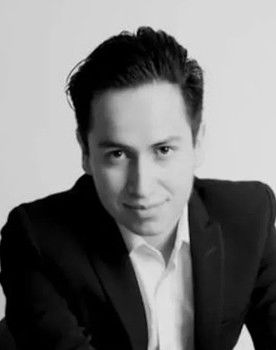 Pedro Berú as Francisco