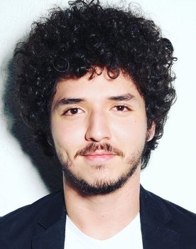 João Vitor Silva as Trindade