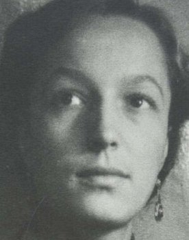 Anna Zarzhitskaya as Wardrobe checker at the institute