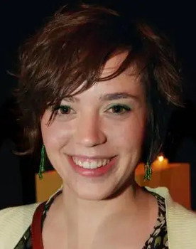 An Jordens as Samantha 'Sam' Baetens