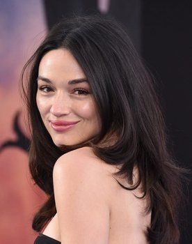 Crystal Reed as Beth (Adult)