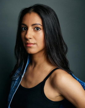 Carlotta Summers as Raven