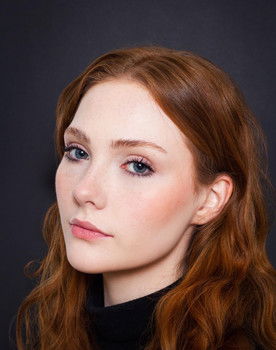 Zena Donnelly as Young Georgina