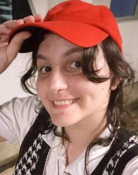 Ana M. Avero as Policial