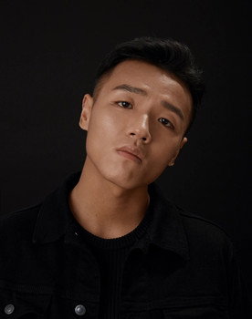 李肆童