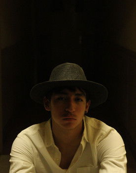 Lluis Fuentes as Liberty / Juan Camino