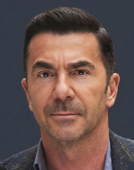 İlker İnanoğlu as İlker 'Yumurcak'