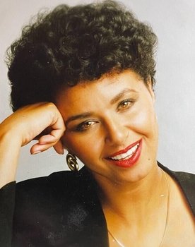 Linda Mitchell as Self