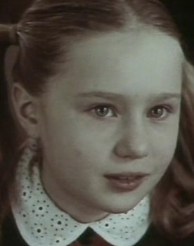 Asya Vlasenko as Lyuda Golub