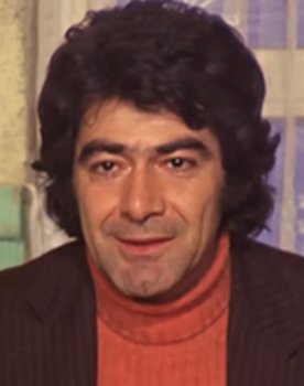 Özcan Özgür as 