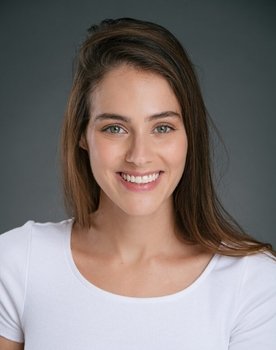 Gily Itskovitch as אנה