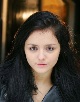 Chloe Hesar as Emily