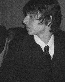 Uriyah Har Nir as Buchner