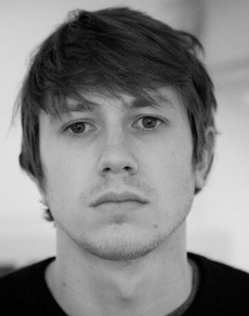 Bastien Bouillon as Patrick