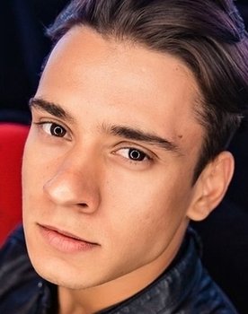 Bohdan Ruban as Maks