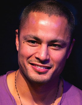 Derek Ramsay as Wade