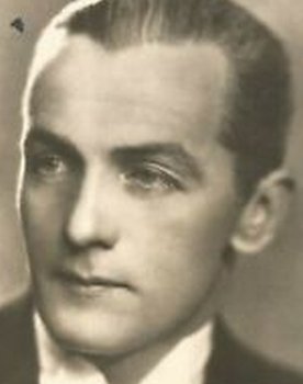 Edwin Styles as Doctor Roberts