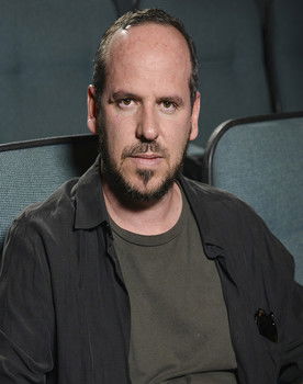 Francisco Pérez Laguna as Mauricio Beccar Varela