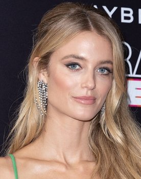 Sports Illustrated: The Making of Swimsuit 2017