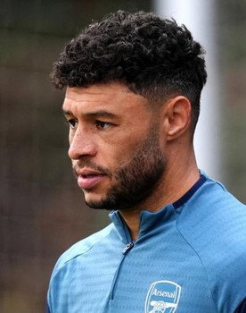 Alex Oxlade-Chamberlain as Self