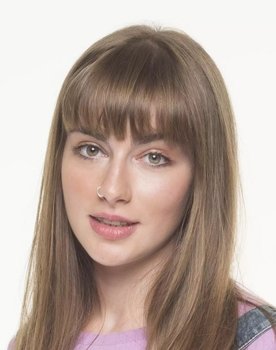 Giouli Georgakopoulou as Αναστασία Δεμίρη