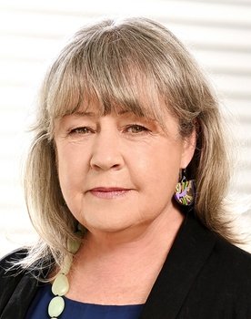 Noni Hazlehurst