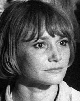 Magali Clément as La directrice