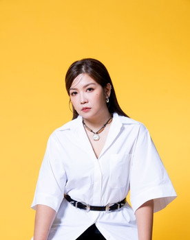 練美娟 as self