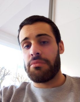 Francisco Ramos as Jurado 1/Pai Natal Bêbado