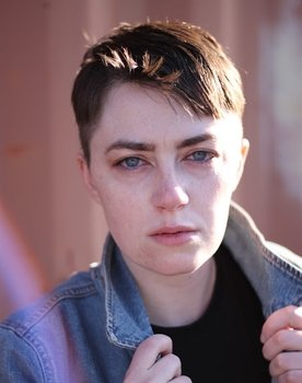 Em Nulton