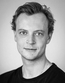 Tord Kinge as Konrad