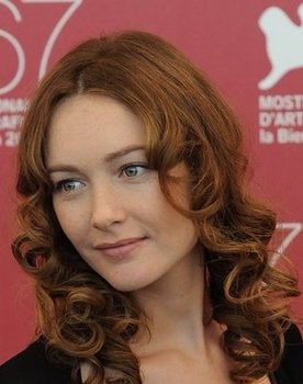 Cristiana Capotondi as Anna