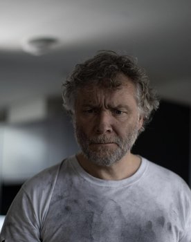 Jonathan Tarrant as Josh Thomas