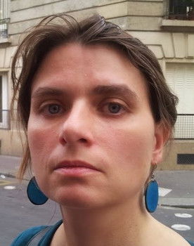 Sandrine Stoïanov as Éliza (voice)