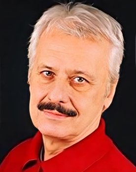 Engin Çağlar as Haluk