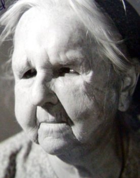 Louise Emmons as Shipwreck Survivor (uncredited)