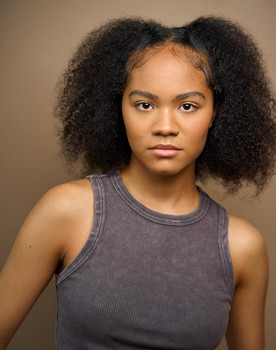 Shanel Cheatham as Young Jazmine