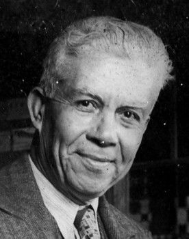 Amando Céspedes Marín as Self