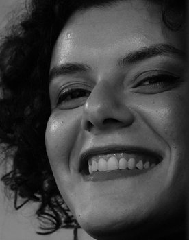 Sherouk Helal as The girl in a neighboring window