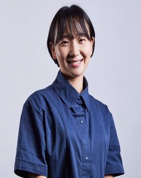 Lee Da-yeong as Kim Seong-suk