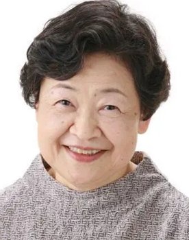 Matsumi Fuku as Toyoko Okazaki