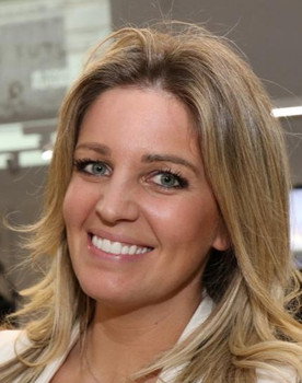 Eveline Hoste